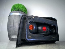 Feu arrière Mazda 323