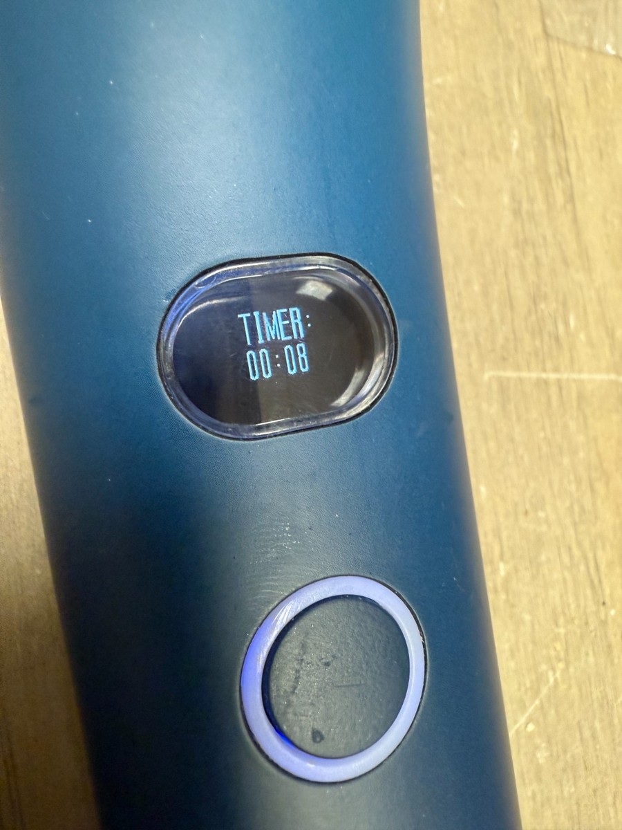 ZERO GRAVITY Sapphire X Medical Grade blue Light Therapy Acne
