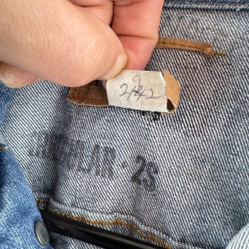 Vintage Levis Jacket Mens 40 Blue Denim Type 3 Trucker Made in USA 70s 80s FLAWS by Levi's, $45.99 - Photo 10