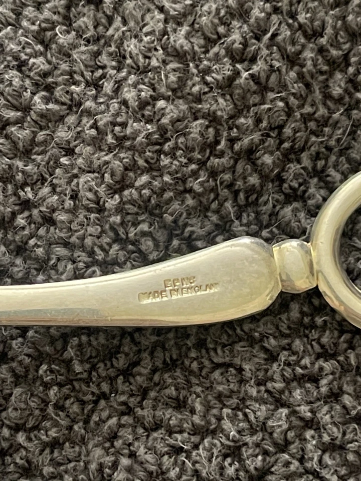 Pinzas para servir ensaladas de plato de plata vintage EPNS hechas en Inglaterra Foto 3 de 4