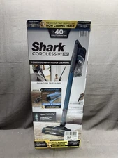Shark iZ240 PET PRO CORDLESS STICK VACUUM CLEANER POWERFINS BRUSHROLL