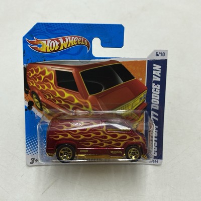 Hot Wheels Custom '77 Dodge Van Heat Fleet 11 6/10 96/244 Red Flames Short Card