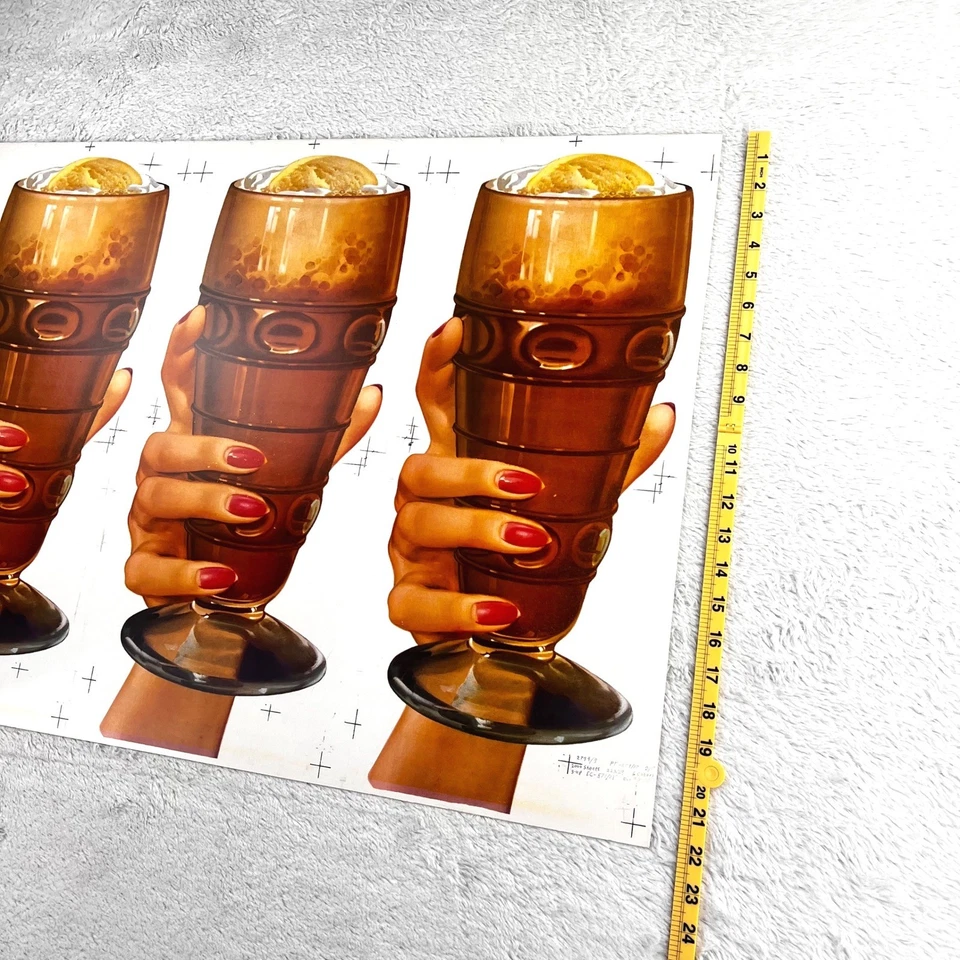 Hoja plana vintage de batido de la década de 1950 3 troquelados de cartón fuente de soda comedor Foto 3 de 4