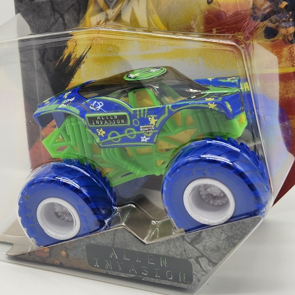 Monster Jam 2026 Childlike Alien Invasion 1:64 Diecast Truck