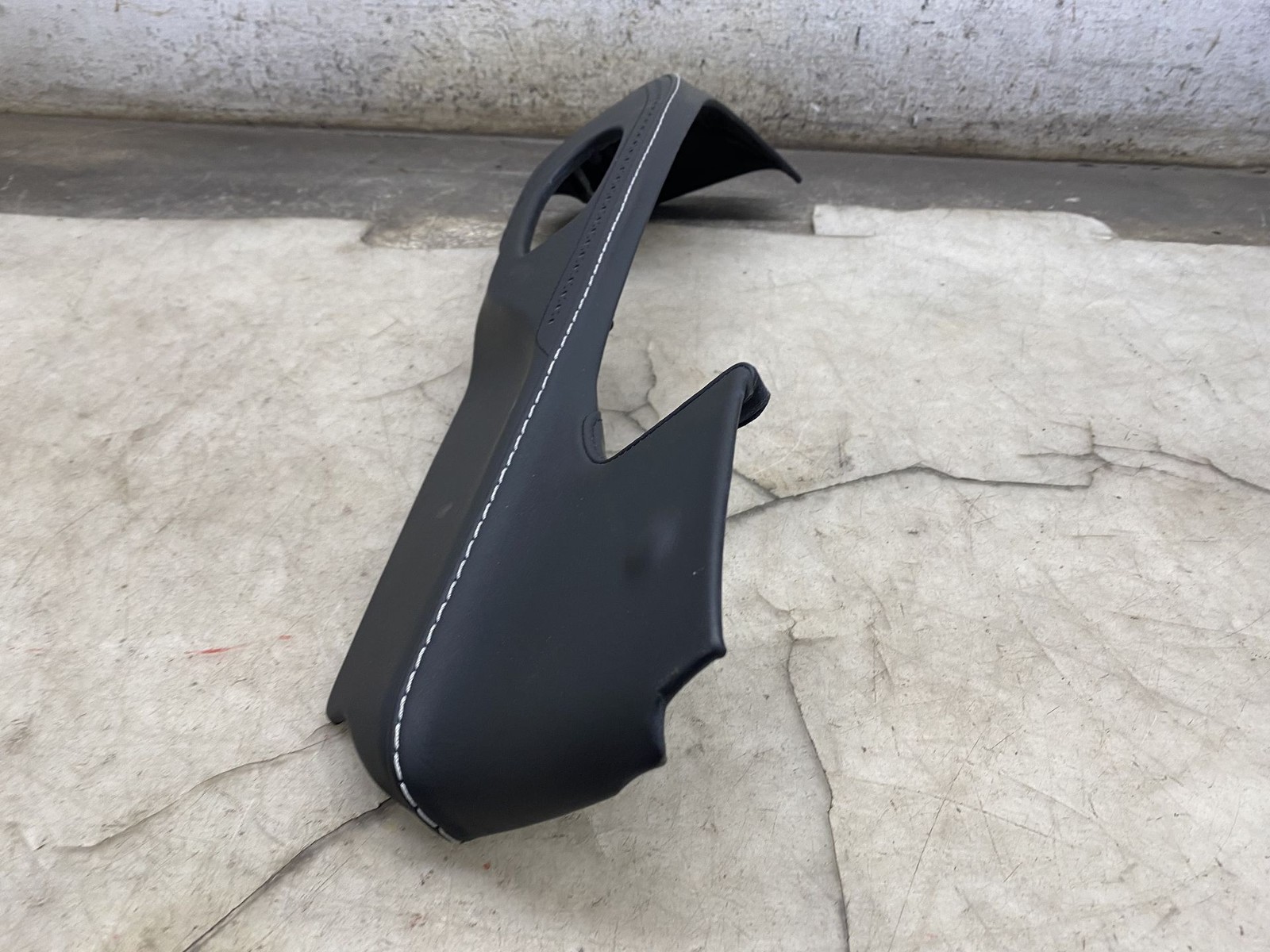 2020-2024 ASTON MARTIN DBX OEM FRONT LEFT SEAT SWITCH TRIM PANEL MY83-600C65