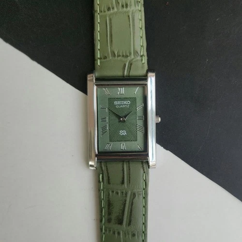 Vintage Seiko Slim Tank Quartz Men Green Dial Dress Watch-Free Shipping