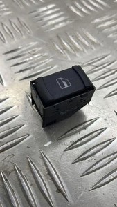 VW PASSAT B7 ALLTRACK 365 Schalter für Fensterheber hinten rechts 2.50 31823725