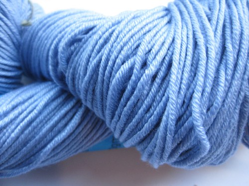 100gm Cashmere Silk Merino Wool 8ply Knitting Hand-dyed Yarn Silvery Blue 225m - Picture 4 of 5