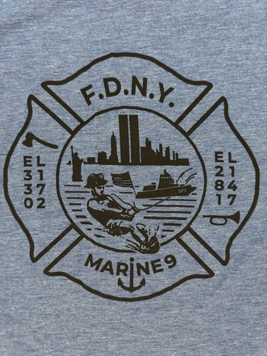 FDNY LT Arthur Darby Marine 9 Fireboat Memorial E330 E280 L172 L147 Shirt 2XL - 第 1/7 張圖片