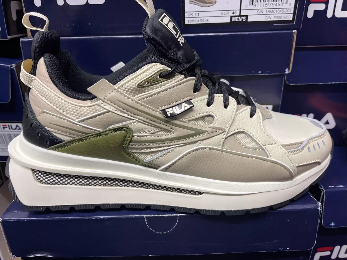 Beige fila sneakers deals