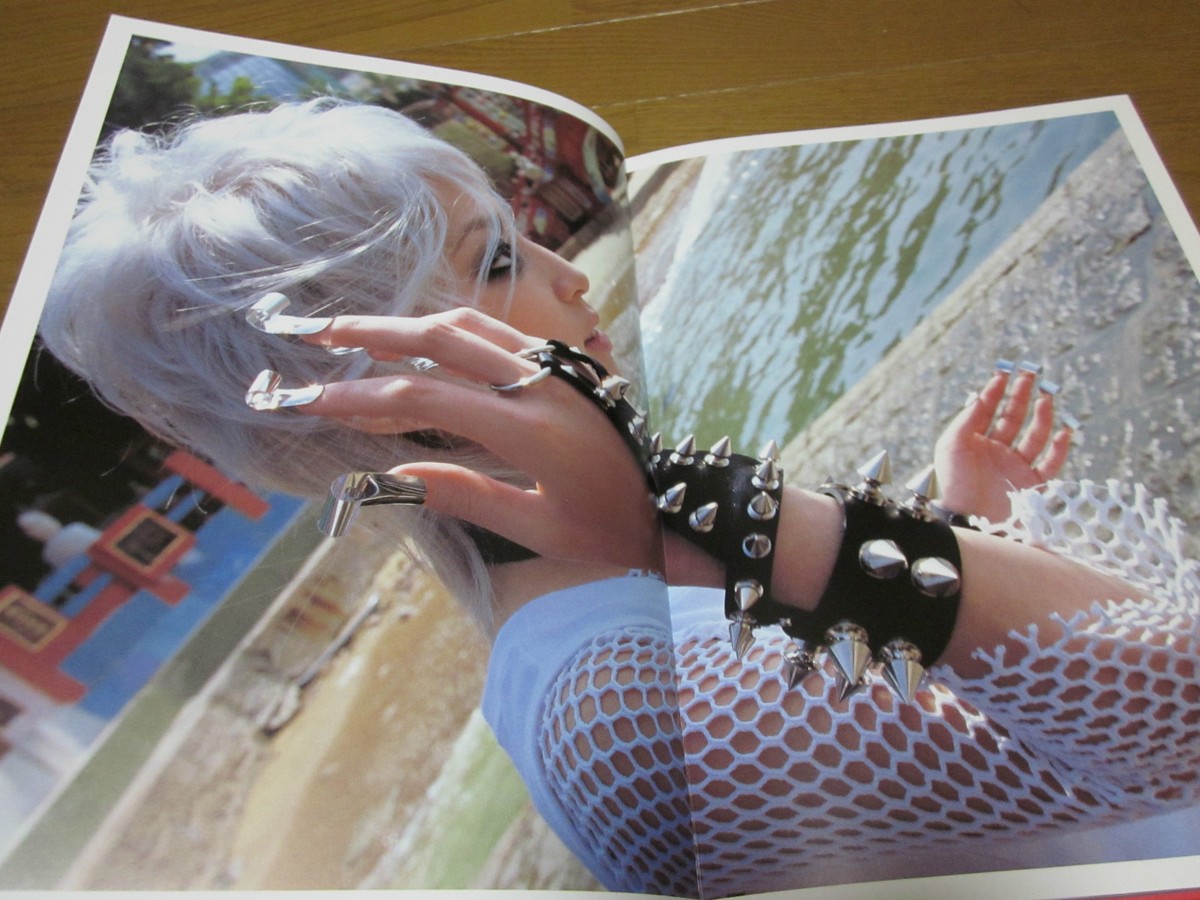 AYUMI HAMASAKI Book URAAYU Special Edition with DVD and Mini Book