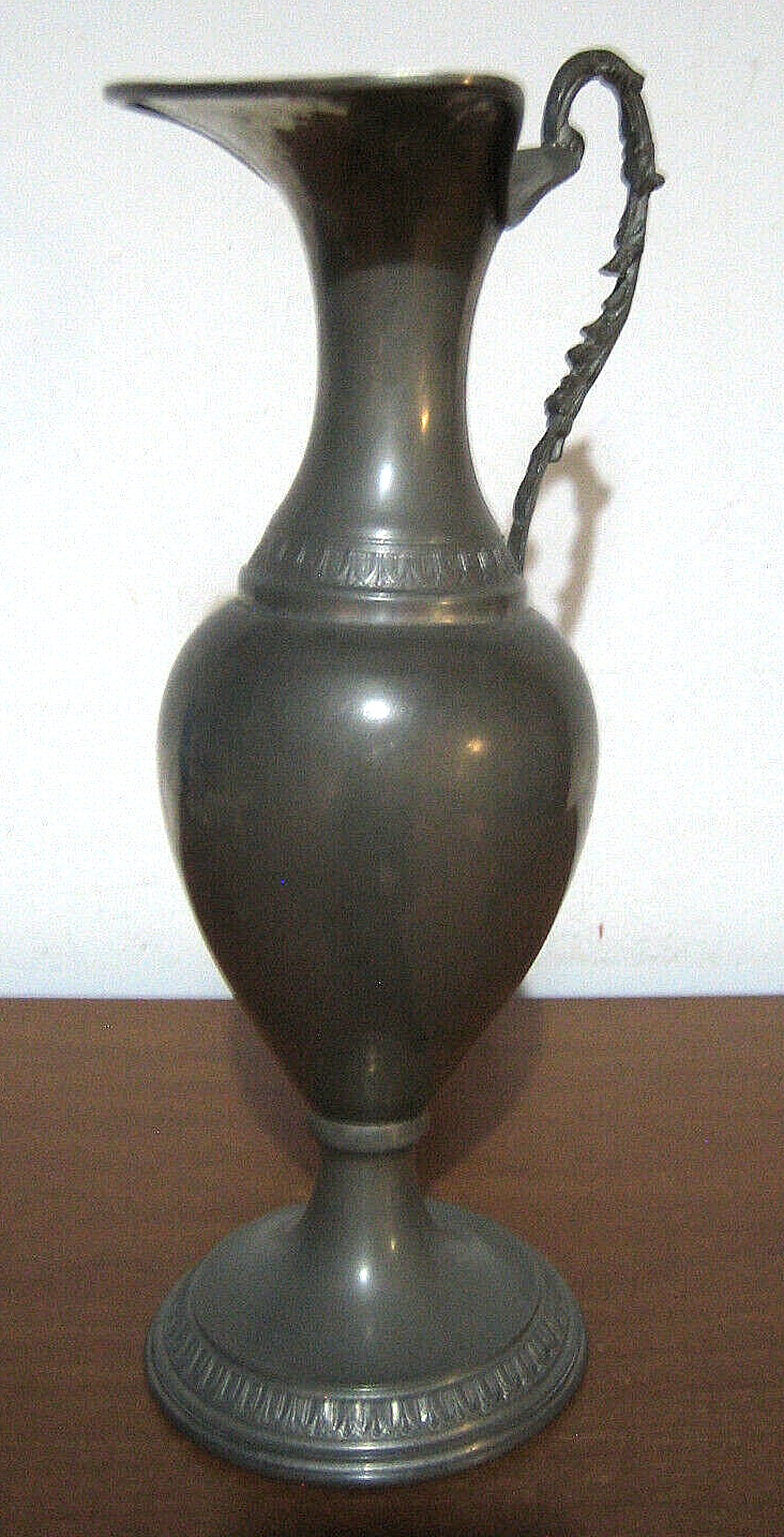 Foto 10 di 14