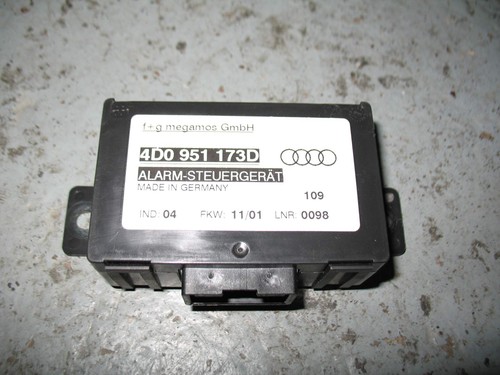 Audi A8 4D Alarmsteuergerät b14591 4d0951173d