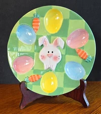 Easter Egg/Deviled Egg Plate w/6 wells 3D bunny & carrots 7" Round