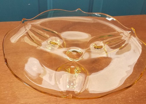Vintage Lancaster or Standard Glass Yellow Three-Toed Sandwich Plate - Picture 9 of 10