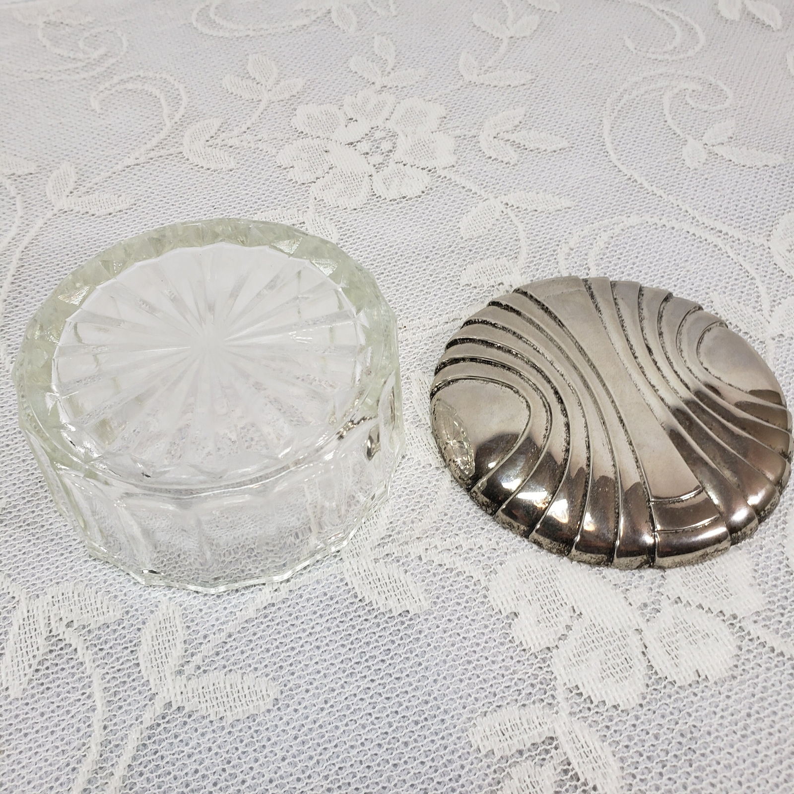 Vintage Art Deco Silver and Crystal Power Puff Holder Container Jar Lidded Wyprzedaż zapasów
