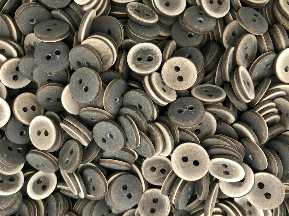 100 IMITATION Wood/Coconut Button 13mm 5/8 1/2" Washable 2hole - Image 2 of 2
