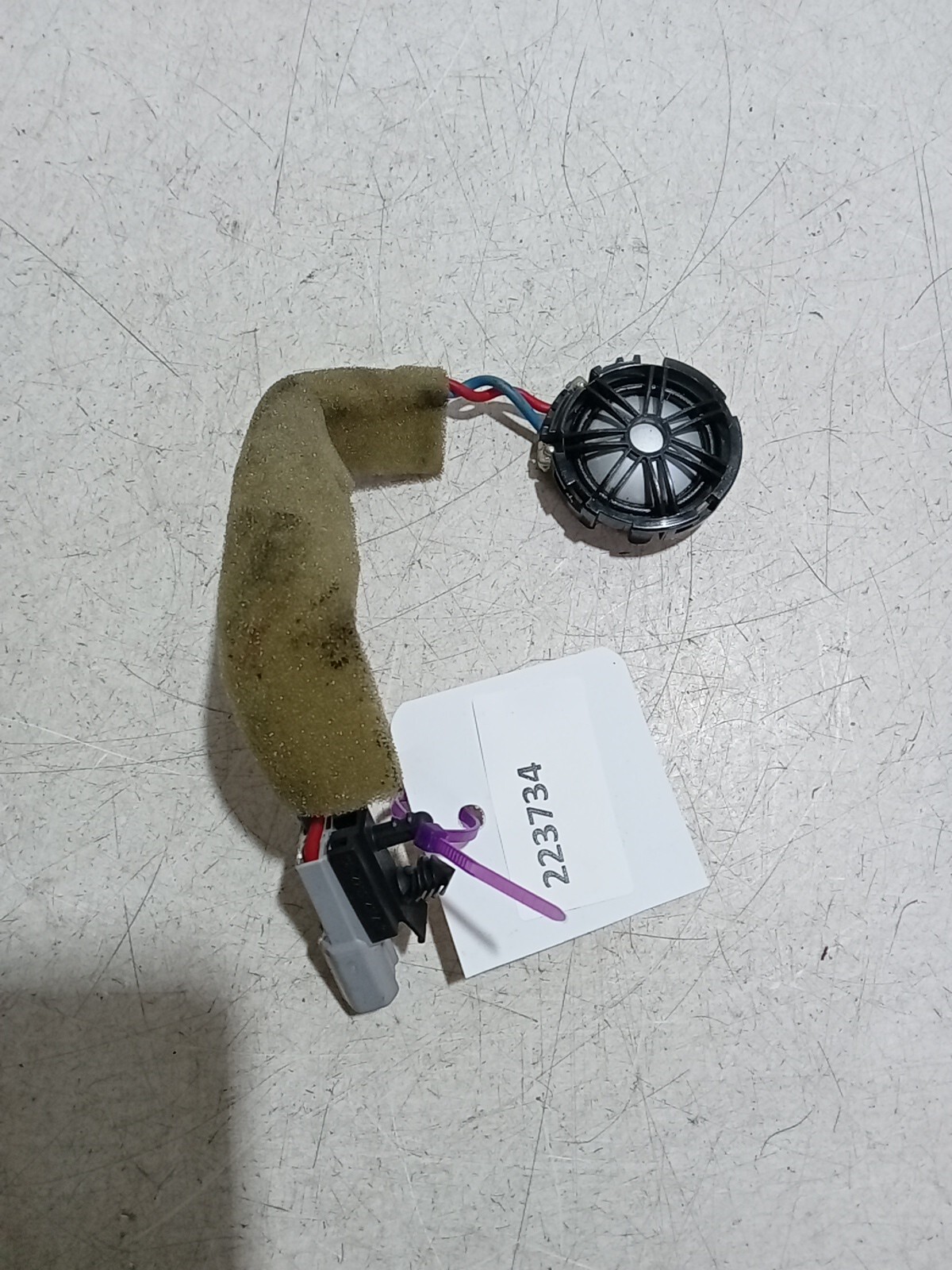 Picture 1 of 9