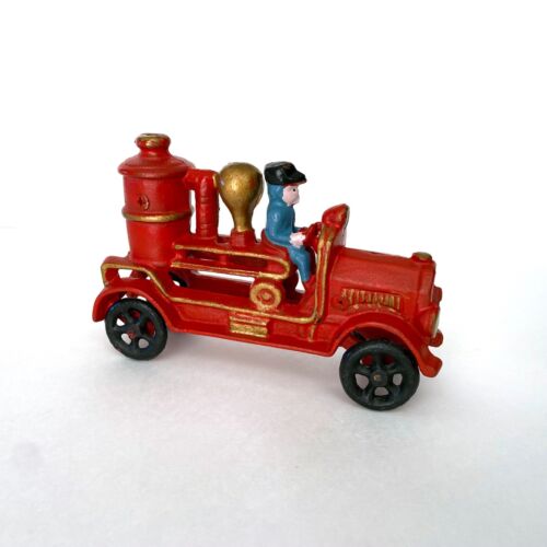 Pompe-incendie vintage en fonte / jouet camion de pompiers - décoration de chambre pour garçons - collectionnable - Photo 1 sur 11