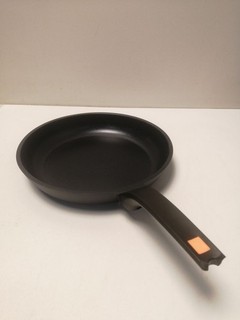 BRA Efficient | 30 cm Bratpfanne aus Aluminiumguss mit Platinum Plus Antihaftbes