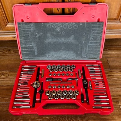 Snap On TOOLS Tap And Die Set 76 Piece Metric And Standerd SET
