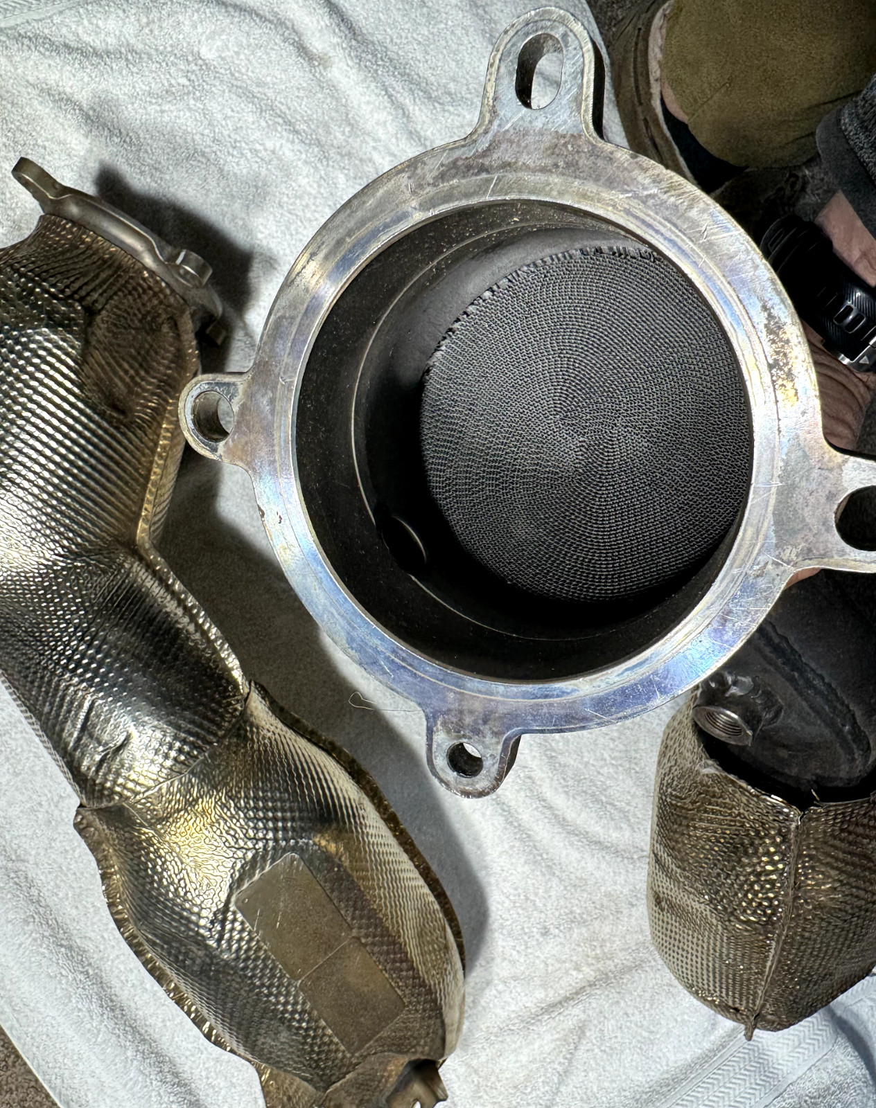 BOTH McLaren 720S 2017-2022 OEM Exhaust Downpipes 14HA042CP 01 & 14HA044CP 01
