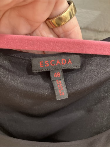 Escada Size 46 Black Sleeveless Top Blouse Tunic, Pintuck Front, Sleeveless Silk - Picture 2 of 7