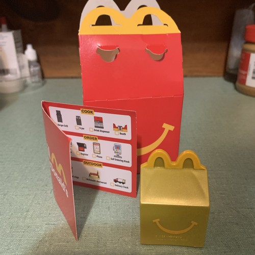 2025 LIL MCDONALDS TOY #21 GOLD HAPPY MEAL BOX