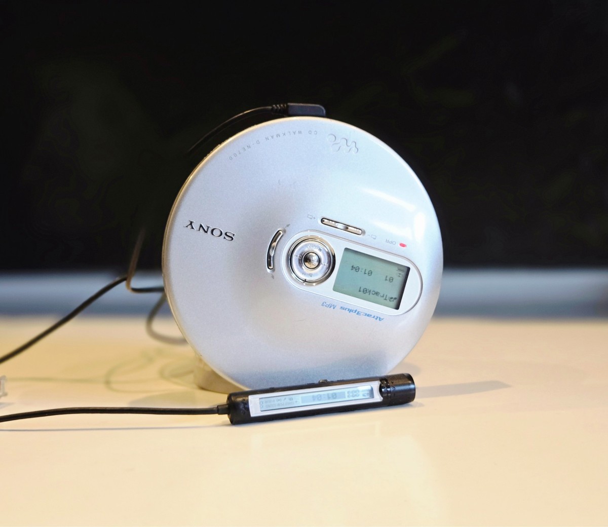 SONY CD Walkman D-NF730 MP3 ATRAC対応 SONY CDウォークマン D-NE730 MP3 ATRAC 美品 - メルカリ