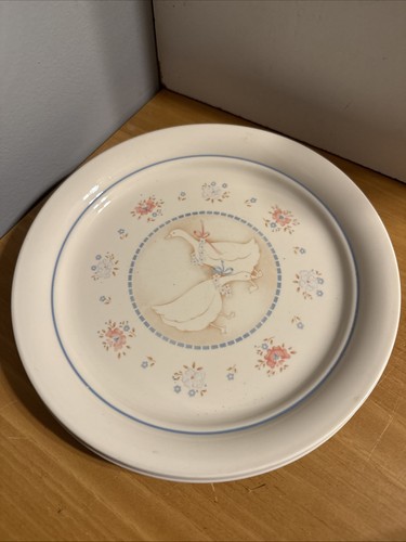 Vintage Set Of 3 Country Pomenade By Corelle 8.5” Salad Plates - Picture 1 of 4