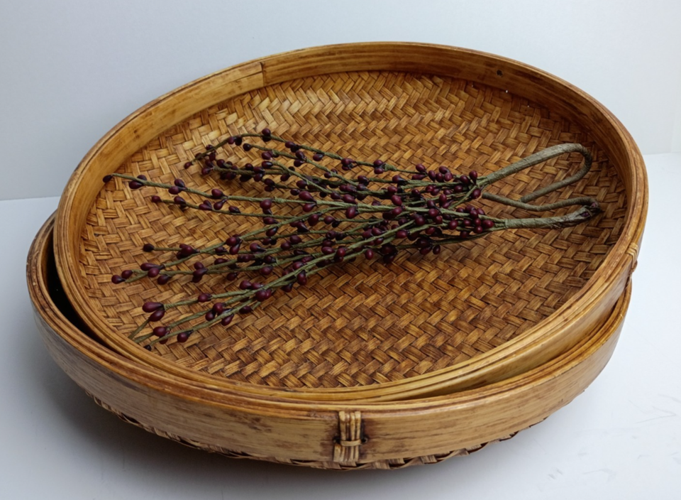 Vintage Round Shallow Woven Baskets (2) Bamboo Rattan Boho 11.75