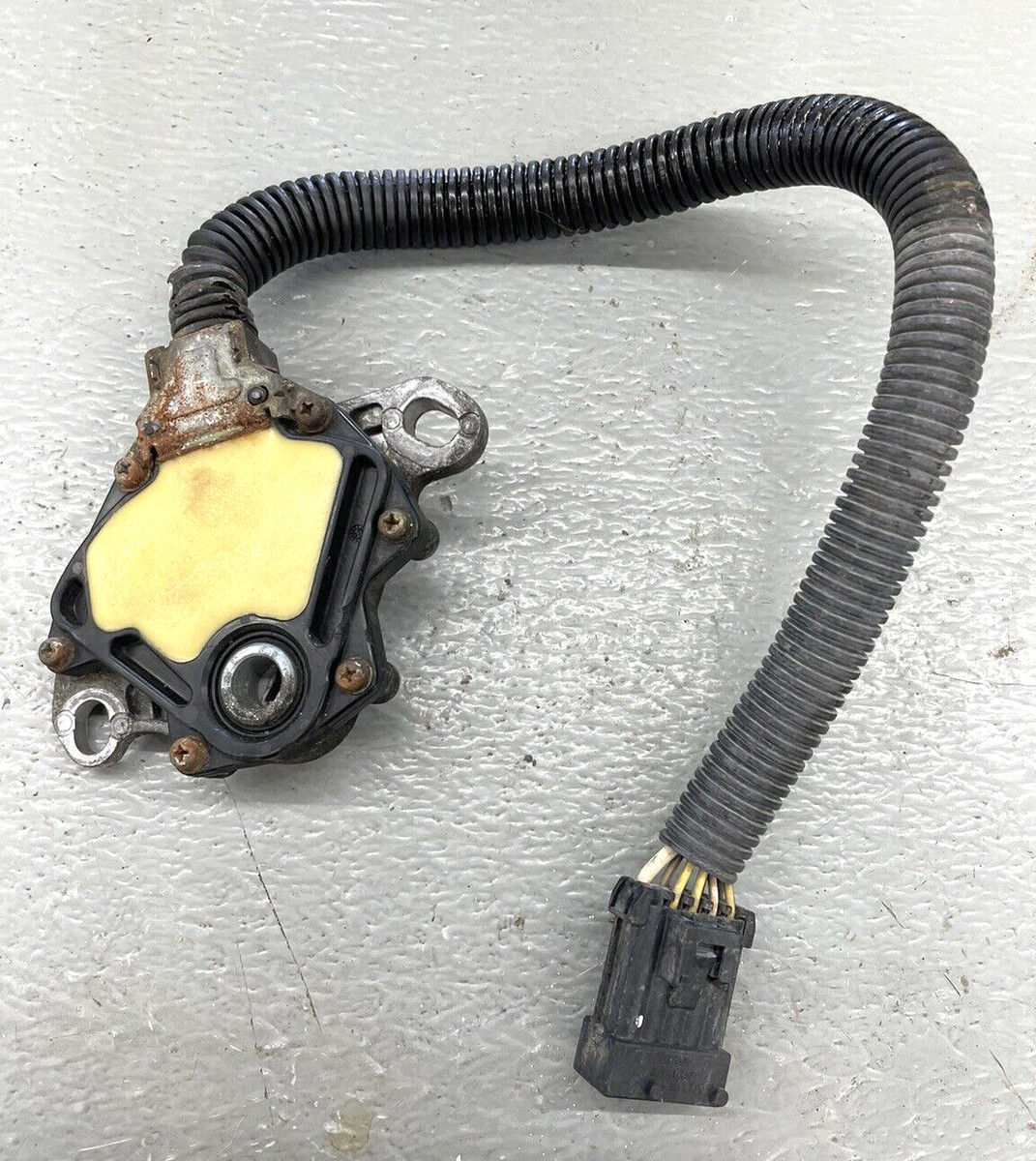 OEM 1999 SAAB 9-5 automatic transmission neutral safety switch 99 
