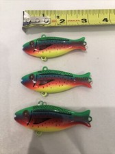 THREE Halco  3” TREMBLER  1 Oz  #070 Lure in RAINBOW- NEW OLD STOCK  L56