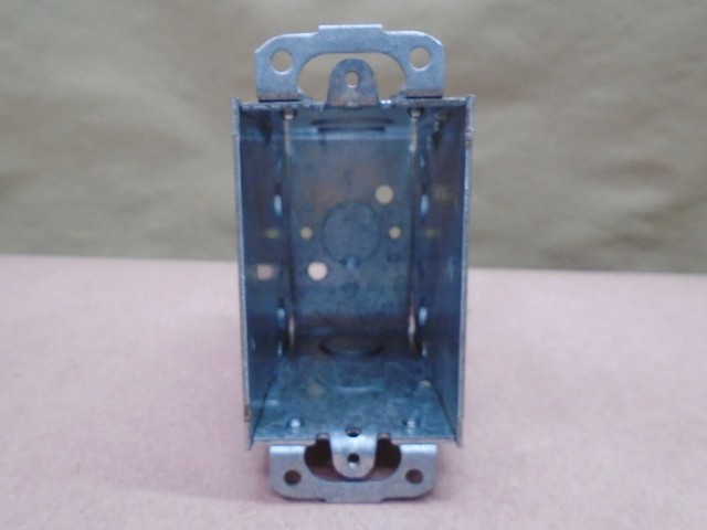 1542-fba Pass /& Seymour Floor Box//plate Assembly for sale online
