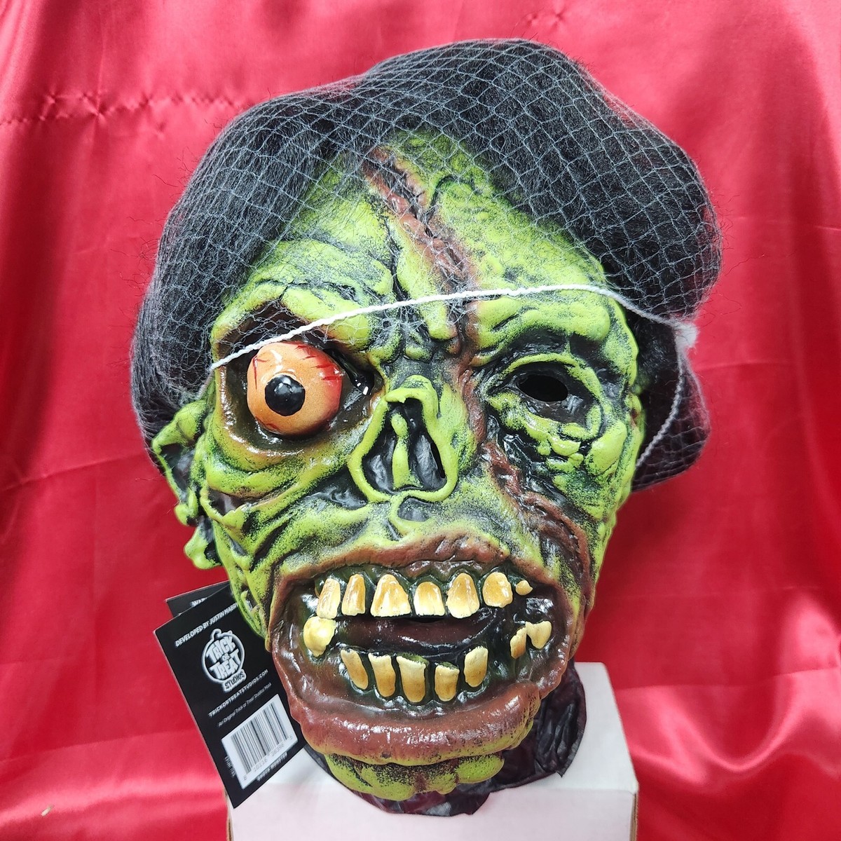 The Head Chomper Mask / ホラー モンスター Chompers | Professional Realistic Halloween Mask