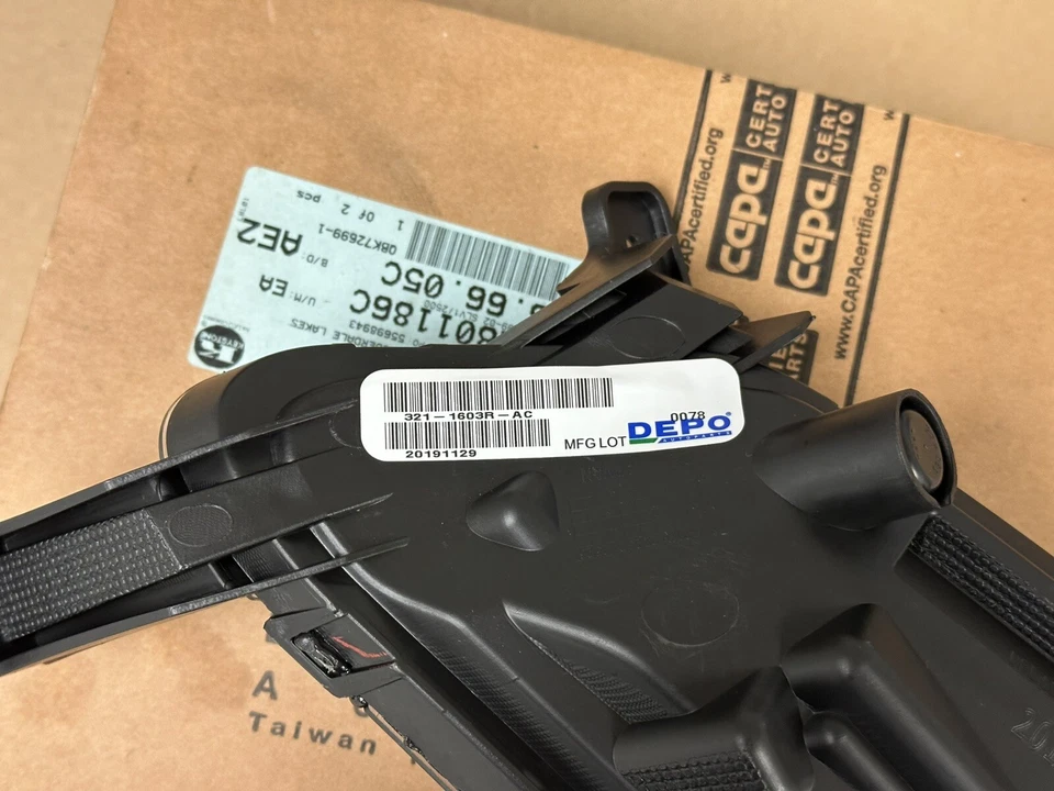 Conjunto de luz antiniebla derecha Depo 321-1603R-AC para Hyundai Elantra 2017-2018 NUEVO Foto 4 de 4