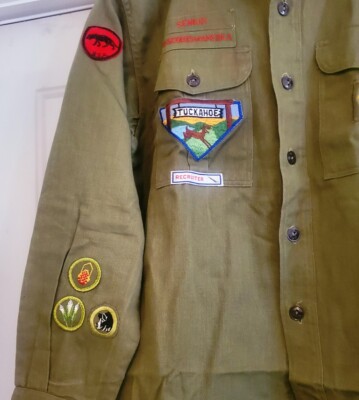 Vintage Official Boy Scout Senior Recruiter Shirt w/ Badges Mt