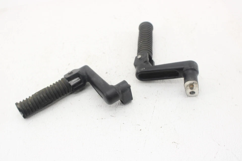 Indian 2017-2024 Chieftain Chief 20-24 Challenger estriberas traseras derecha/izquierda Foto 2 de 4