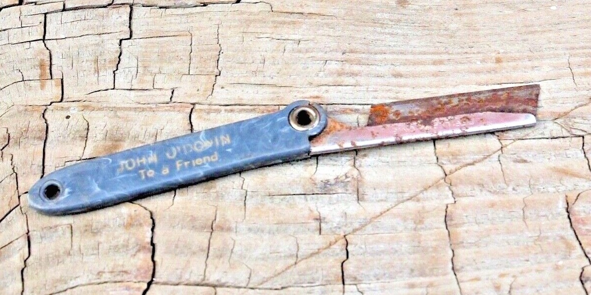 Vintage Folding Pocket Straight Edge Razor, Advertising The Meeker Co