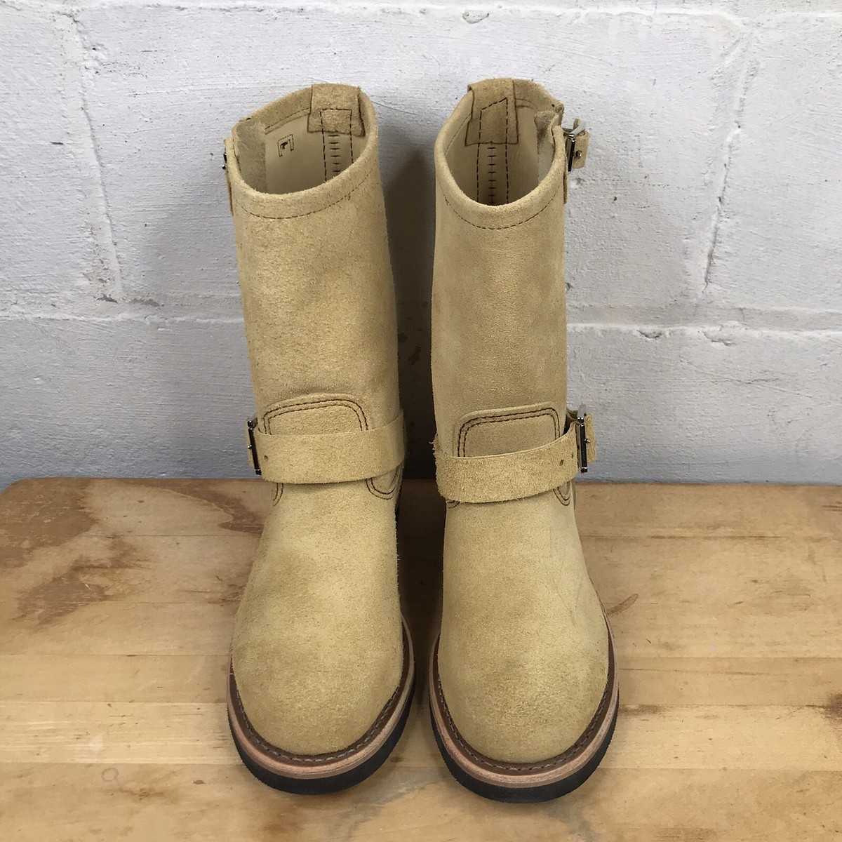 Red Wing Shoes 8268 Steel Toe Engineer Boots Size 7.5D 2nds Red Wing Shoes 8268 Steel Toe Engineer Boots Size 7.5D 2nds