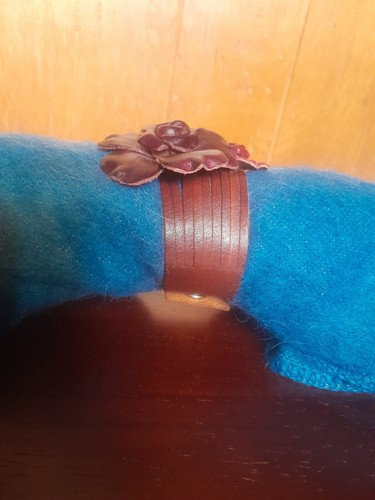 Women's Sculpted Leather Roses Floral Boho Bracelet, Snap Closure Festival Cuff - Picture 8 of 18