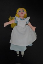 DISNEY STORE ALICE IN WONDERLAND 9" PLUSH