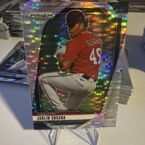 Pulsar de béisbol JARLIN SUSANA 2025 PANINI PRIZM WASHINGTON/499 - Imagen 1 de 3
