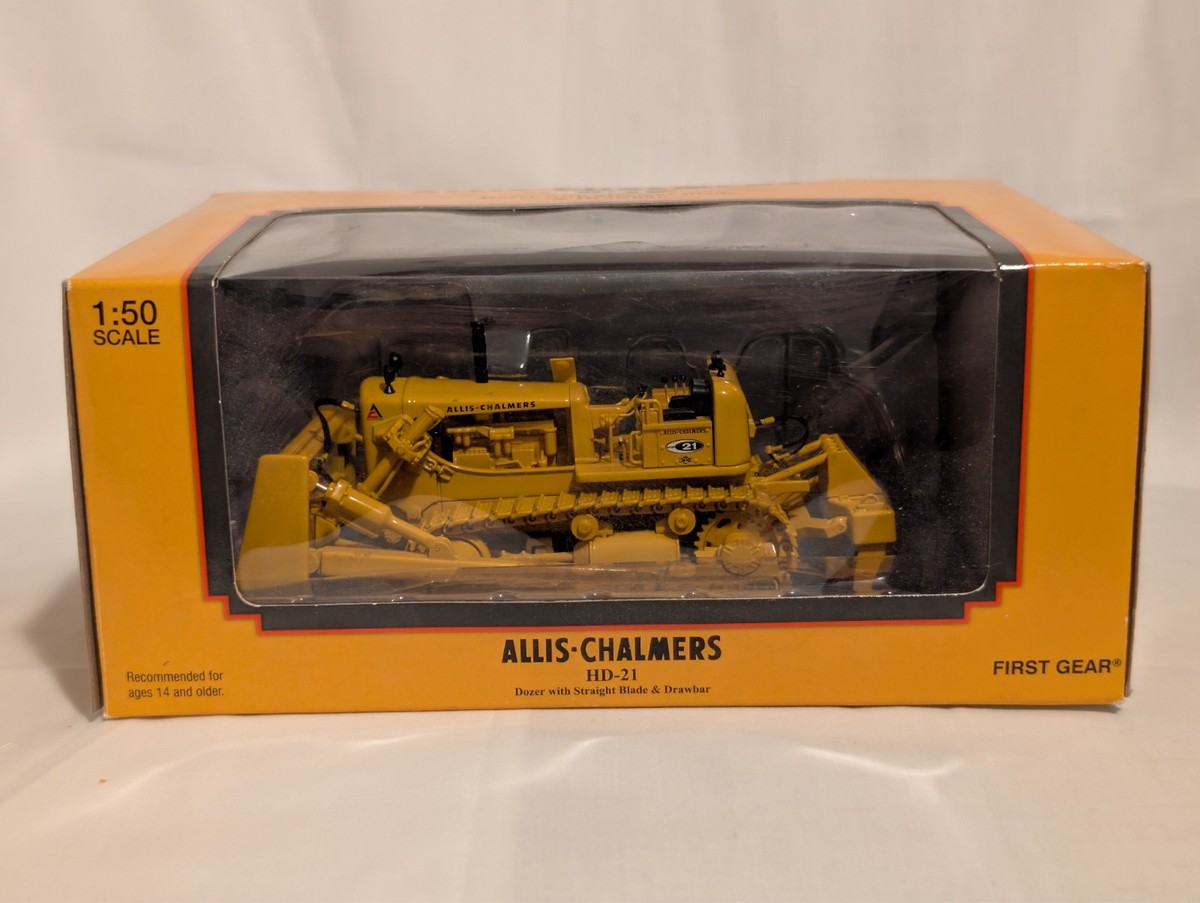 First Gear 1/50 Allis Chalmers HD21 Crawler With Straight Blade