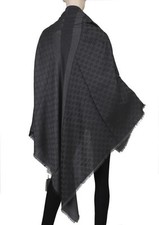 NEW GUCCI CHARCOAL GRAY GG PRINT GIANT WOOL SILK SHAWL WRAP SCARF 55" X 55"