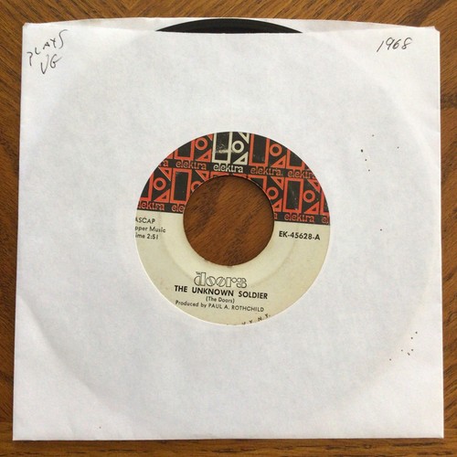 (3) 45'S BY THE DOORS "LIGHT MY FIRE/UNKNOWN SOLDIER & TOUCH ME" - 1967-1968 - Picture 6 of 13