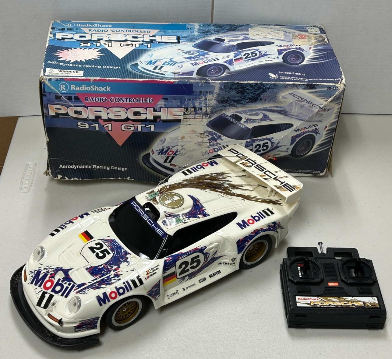 Radio Shack 1996 Radio Controlled Porsche 911 GT1 Mobile 1 -