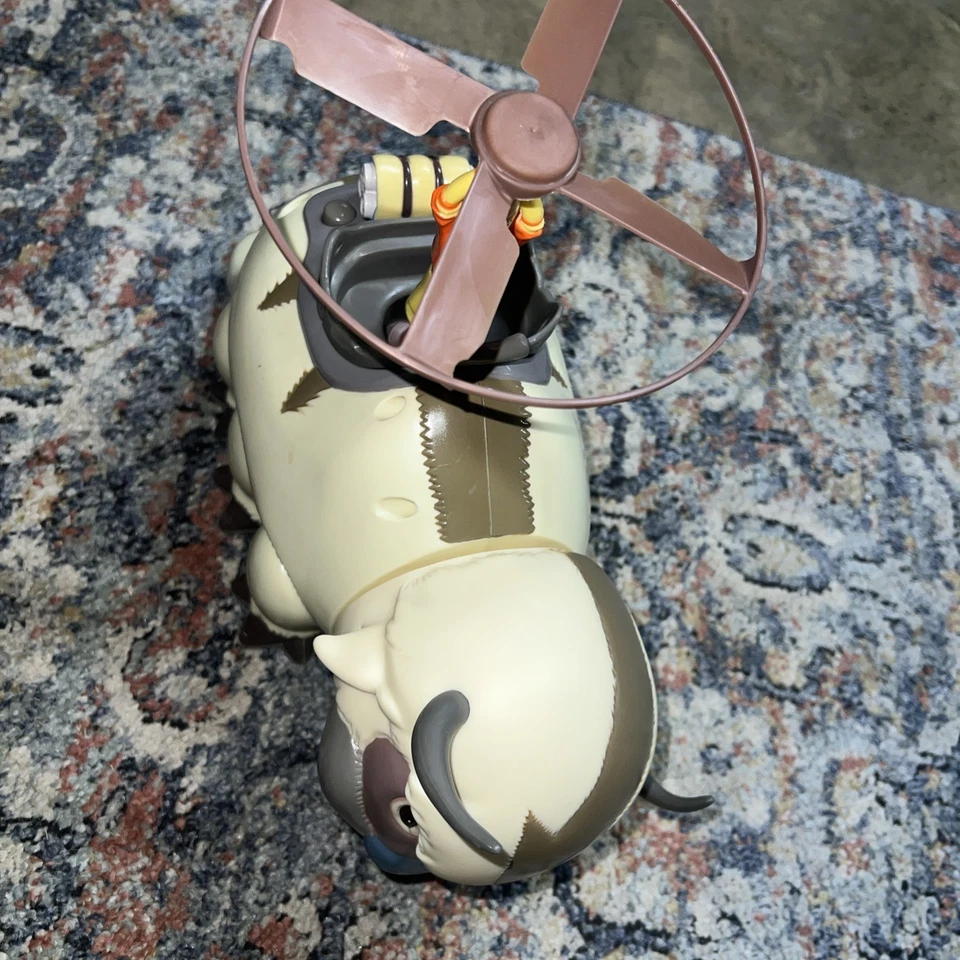 Juguete de lanzamiento aéreo Avatar The Last Airbender Mattel 2005 Appa Aang de colección funciona Foto 3 de 4