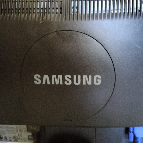 Monitor 20′′ LCD VGA 16:9 SAMSUNG SyncMaster 2043SN 1600 x 900 75Hz PC Desktop - Bild 8 von 10