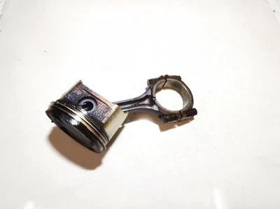 Subaru Impreza 1995 Piston and Conrod (Connecting rod) used, Genui FR1262378-63 - Photo 1/3